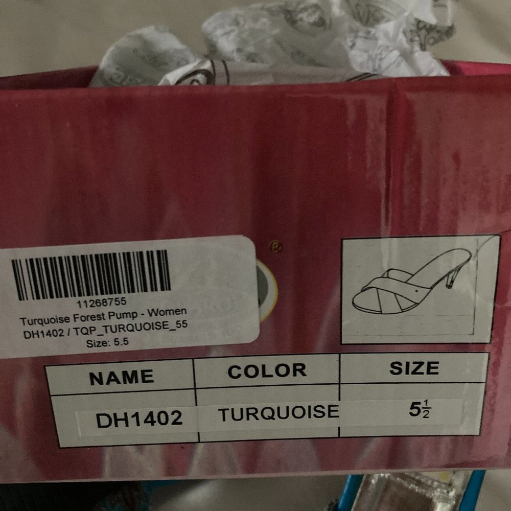 NIB Bolaro Sandals sz. 5.5 - Picture 3 of 5